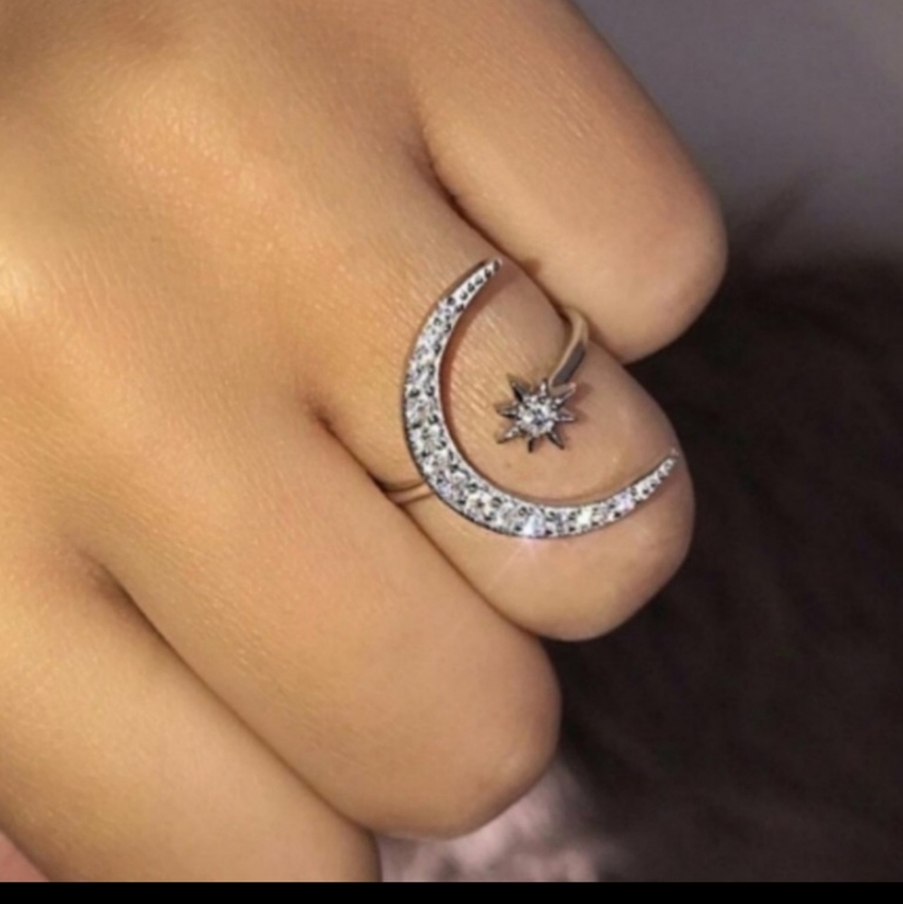 Silver Cresent Moon and Star Ring